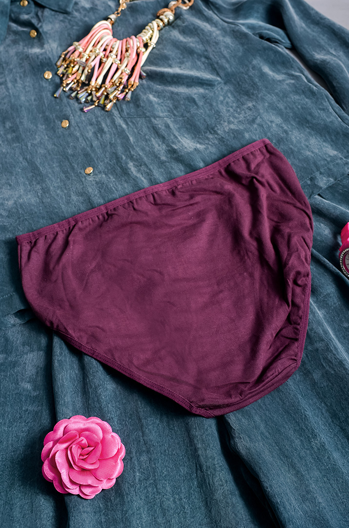 Труси з мереживом великого розміру