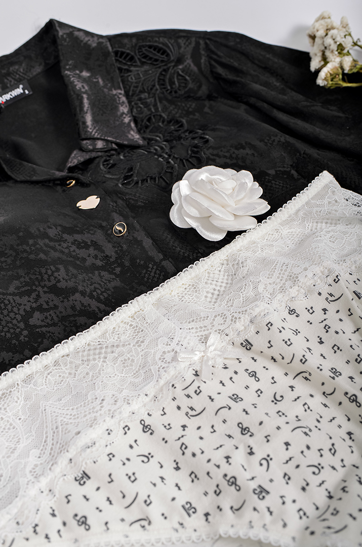 Труси-сліп з фігурним мереживним оздобленням великих розмірів