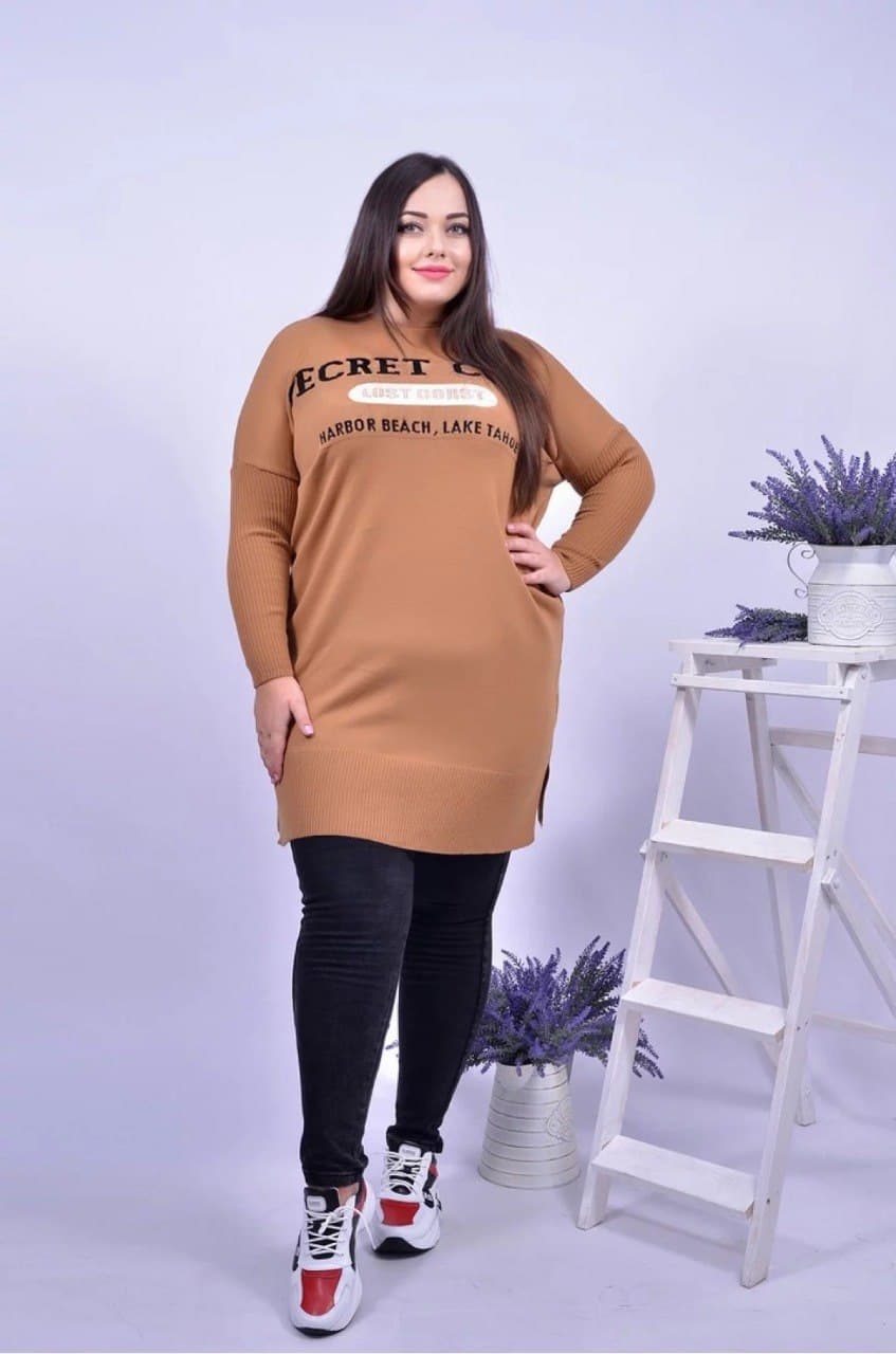 Тепла прямая удлиненная туника батал