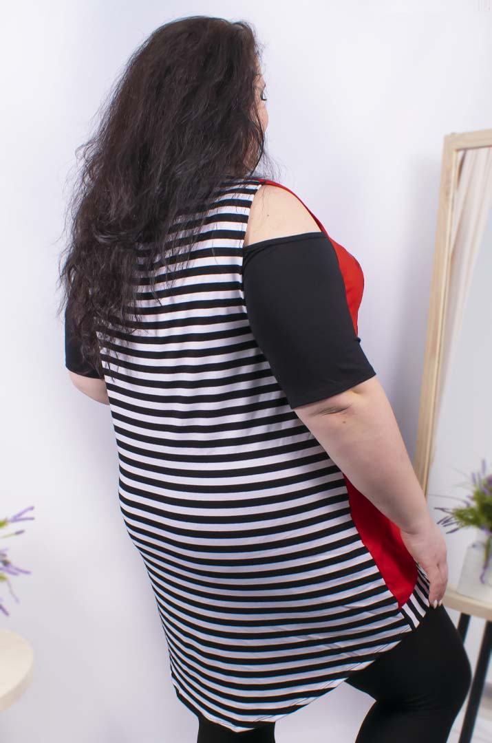 Туніка з відкритим плечем батал