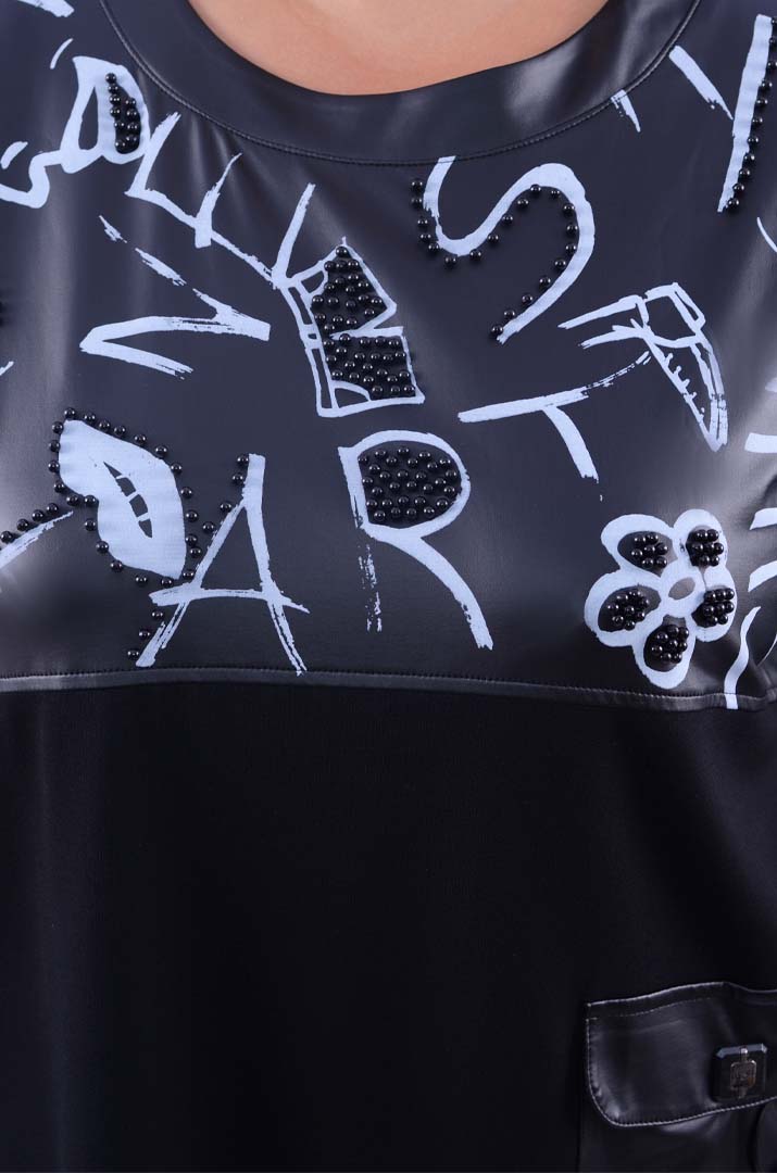 Удлиненная туника трапеция со стильным декором супер батал