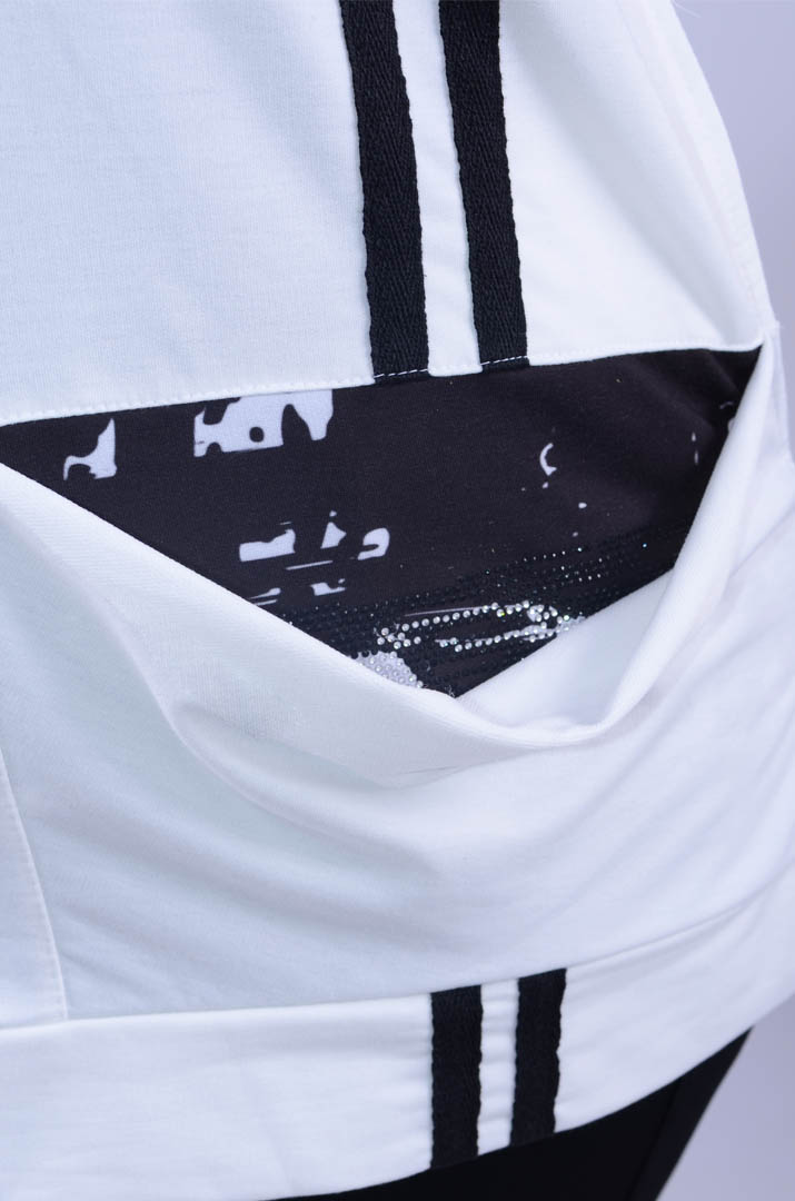 Стильна укорочена туніка з декором супер батал