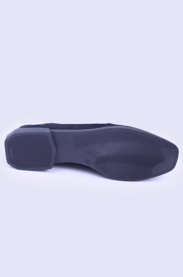 Замшеві туфлі з прикрасою великих розмірів