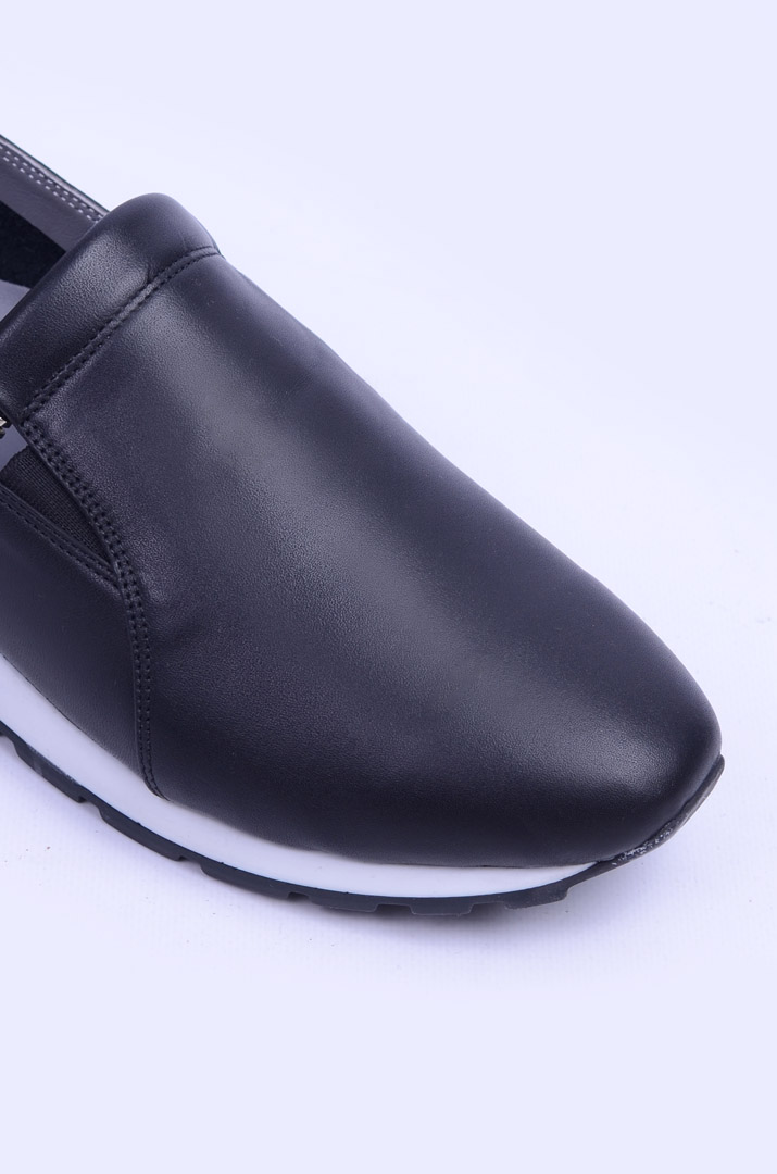 Зручні шкіряні туфлі великих розмірів