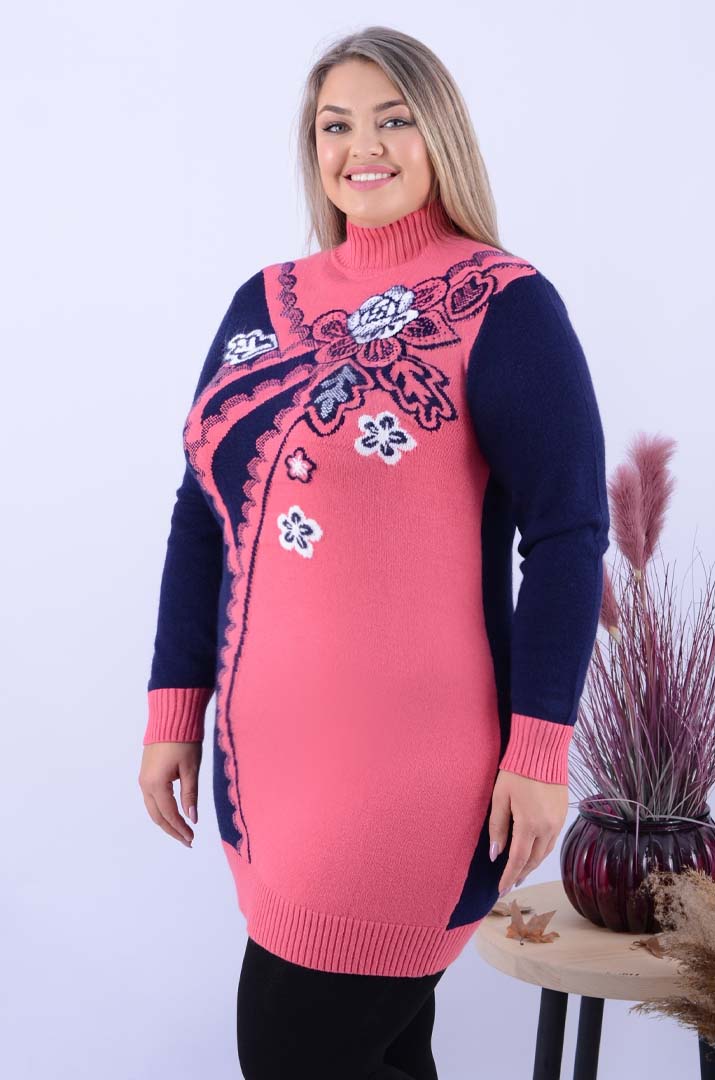 Тепла вкорочена туніка з візерунками батал