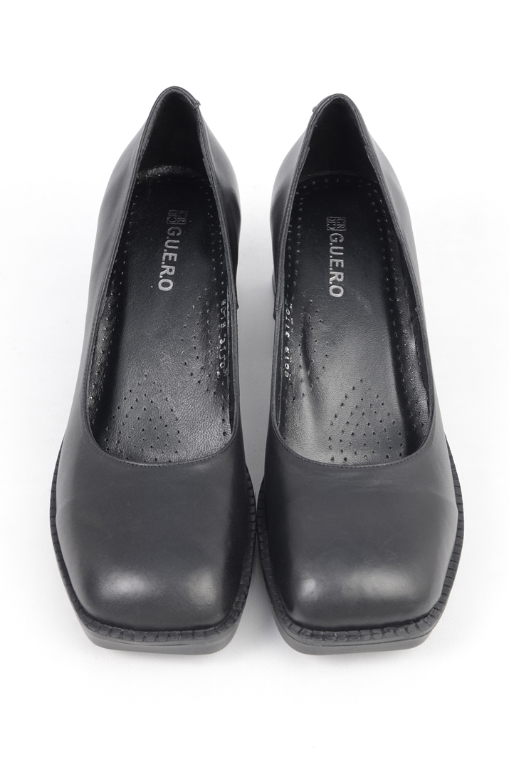 Туфлі лодочки класичні на підборах великих розмірів