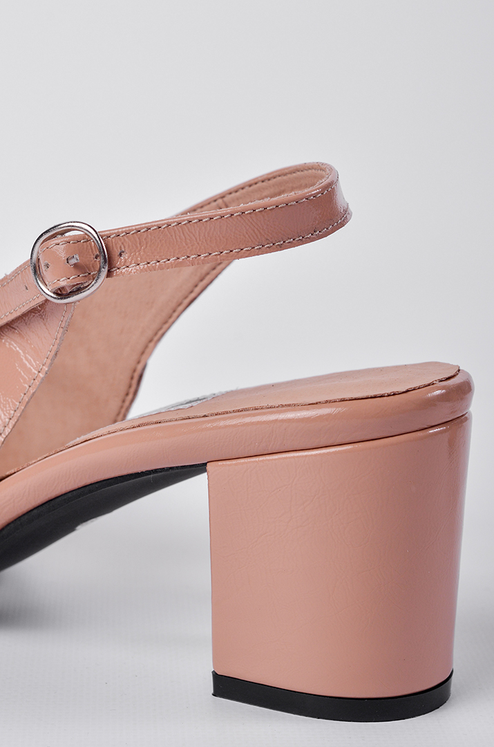 Лаковые туфли с открытой пяткой на каблуке пудрового цвета больших размеров