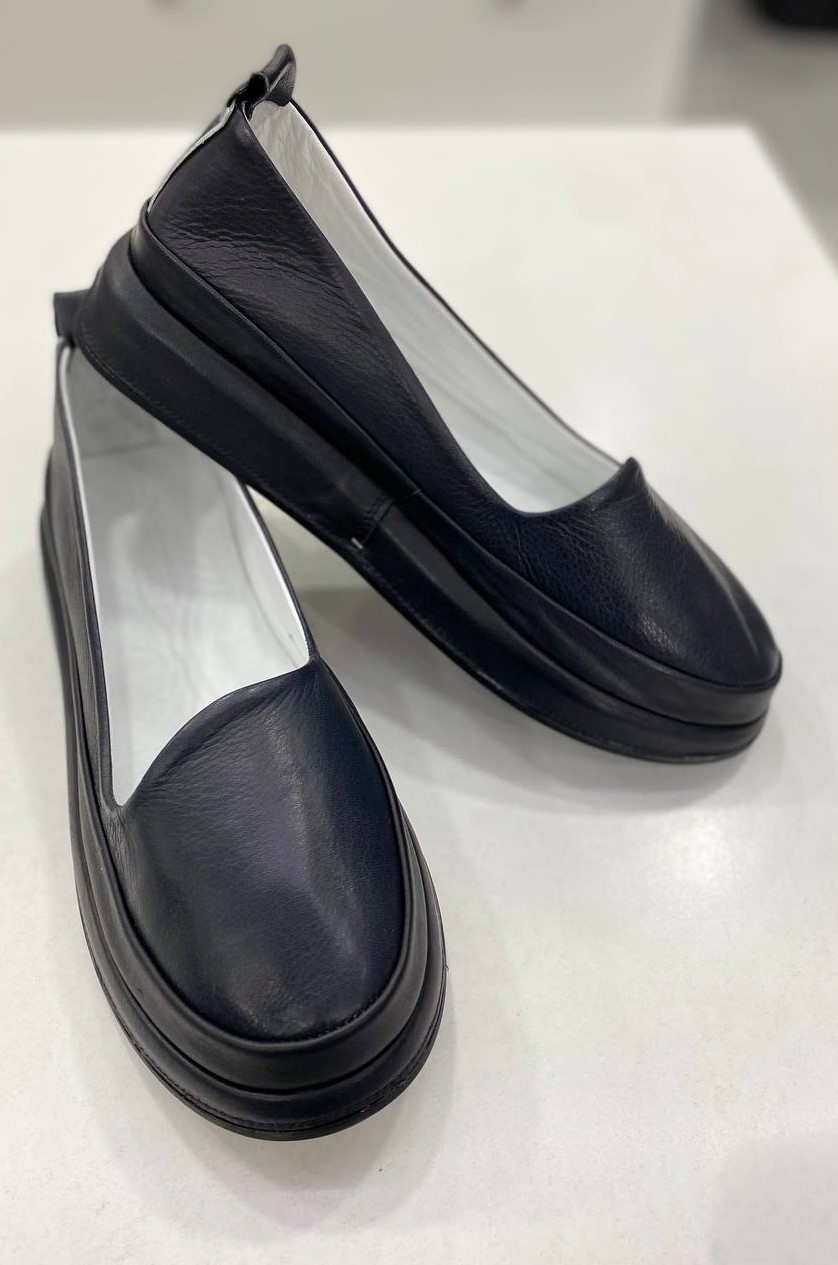 Tufli-lodochka_demi_velikih_rozmiriv_Pishna_Krasa Туфлі лодочки демі великих розмірів