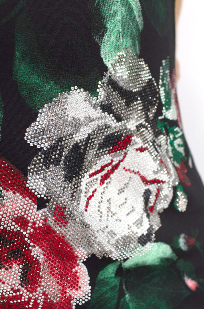 Трикотажна туніка в принт з блискітками батал