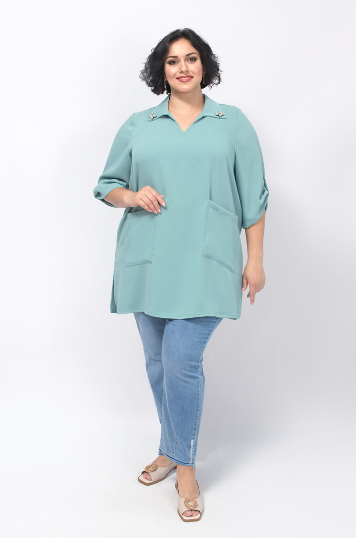 Туника с карманами и украшениями батал