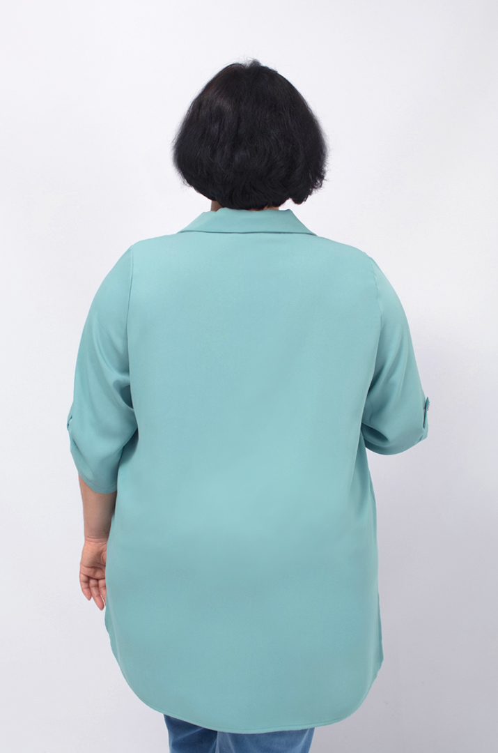 Туника с карманами и украшениями батал