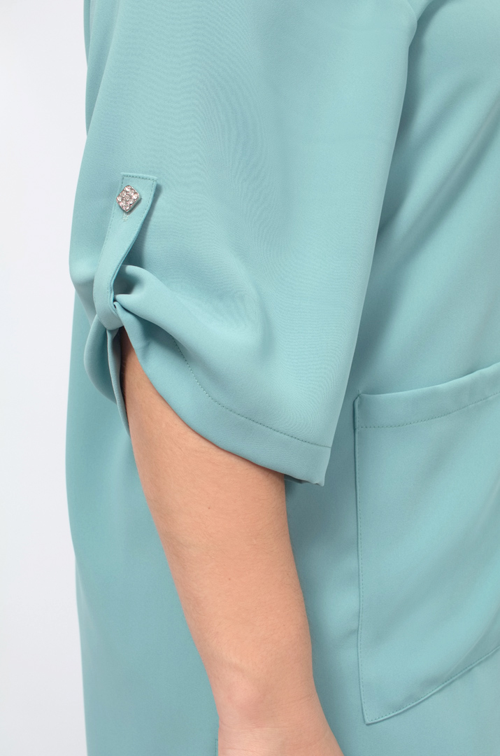 Туника с карманами и украшениями батал