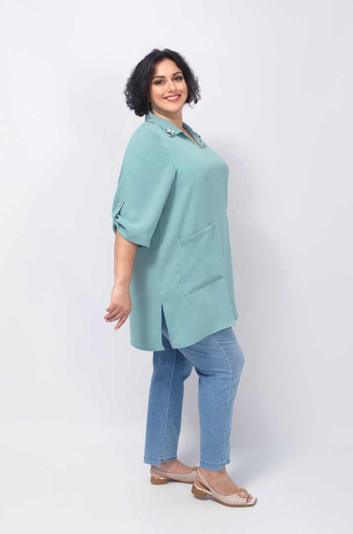 Туника с карманами и украшениями батал