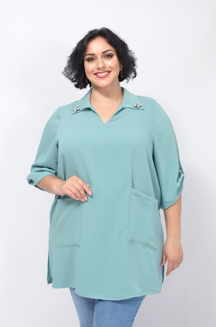 Туника с карманами и украшениями батал