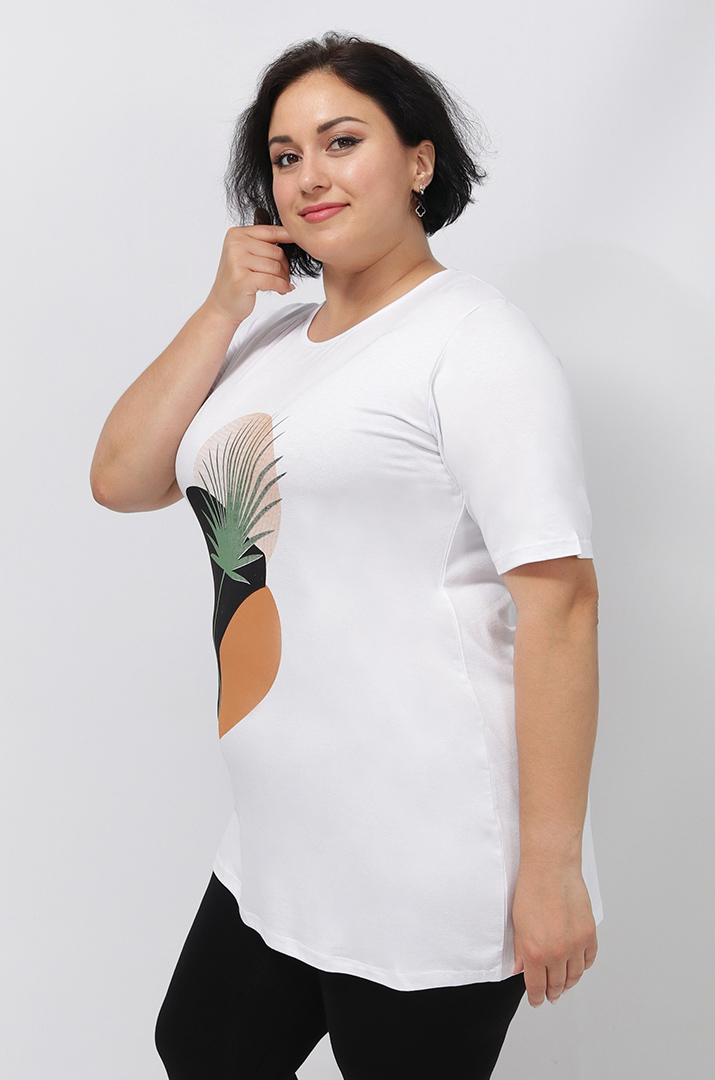 Трикотажная туника с принтом в белом и сером цветах супер батал