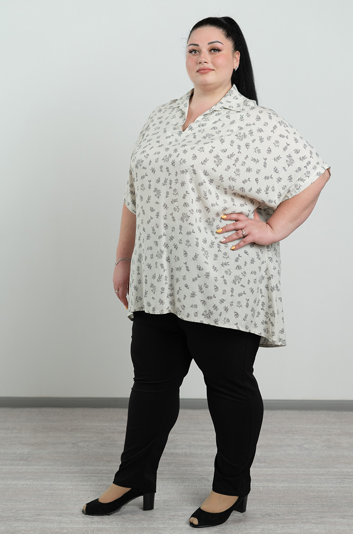 Стильна туніка з коміром супер батал