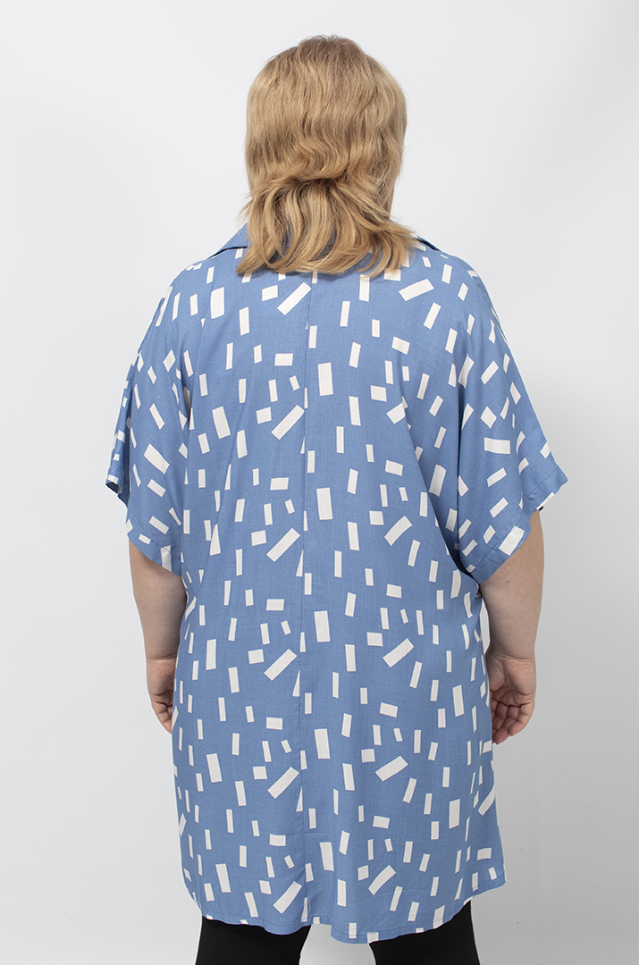 Стильна туніка з коміром супер батал