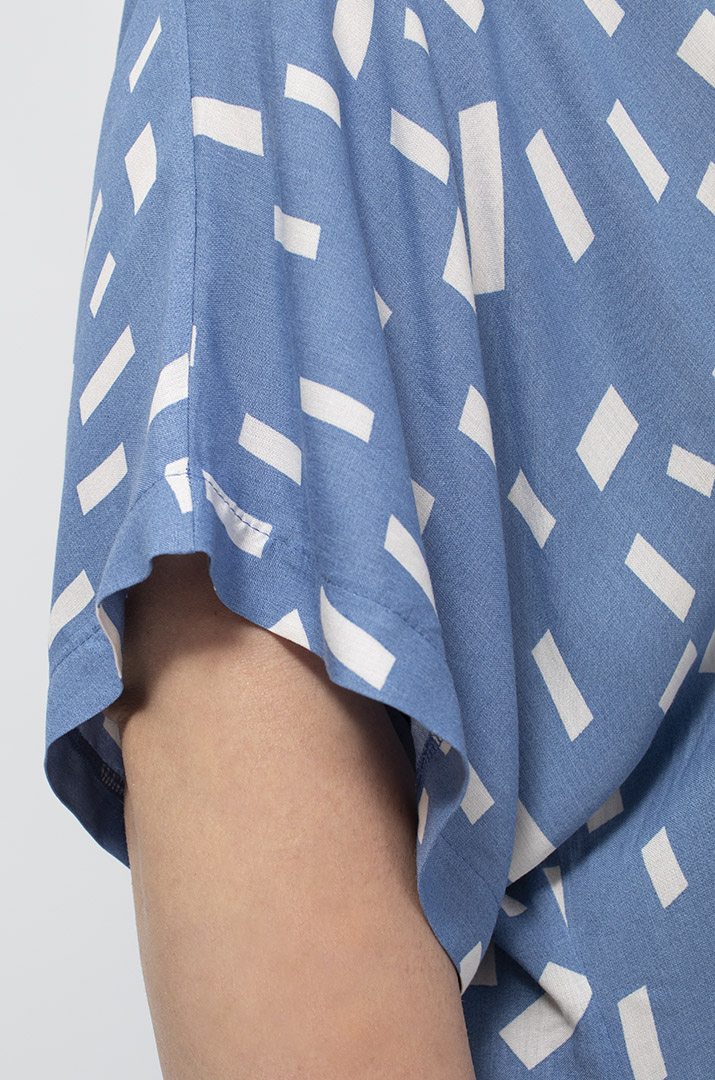 Стильна туніка з коміром супер батал