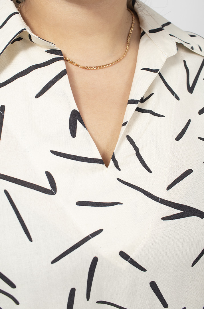 Стильна туніка з коміром супер батал