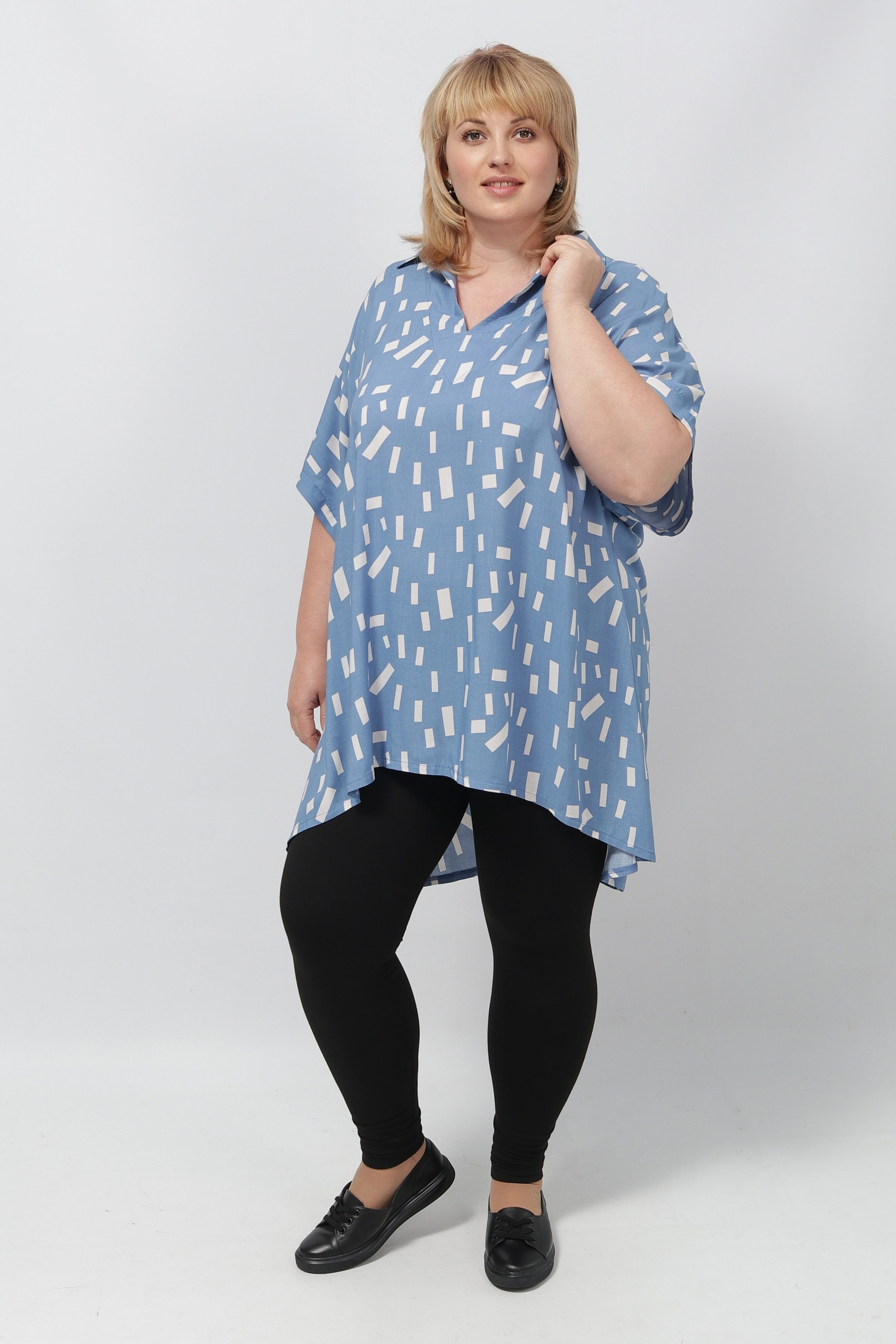 Стильна туніка з коміром супер батал