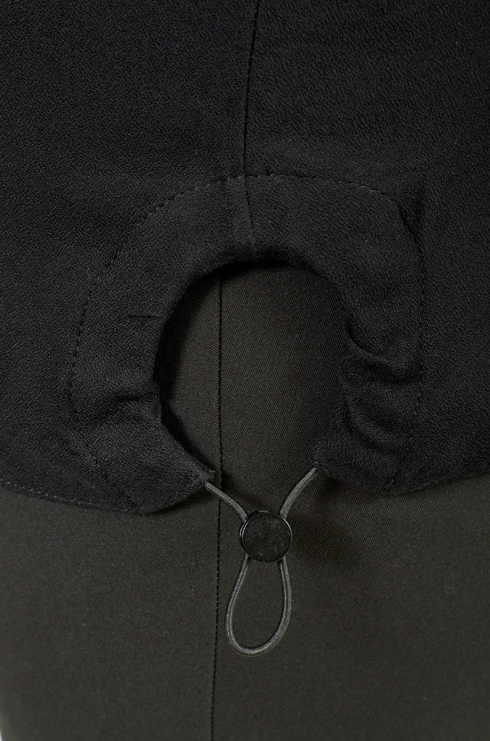 Туника с воротником в оригинальном дизайне