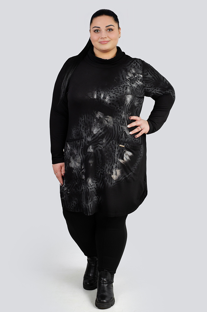 Туніка чорна зі сріблястим принтом великих розмірів