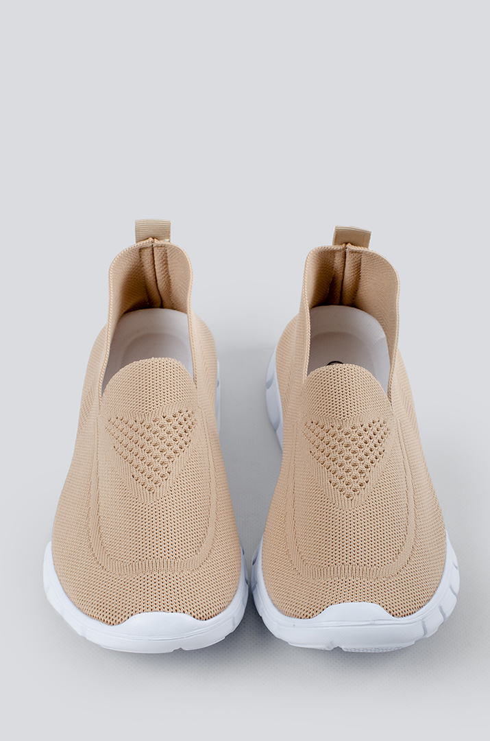 Туфлі в різних кольорах великих розмірів