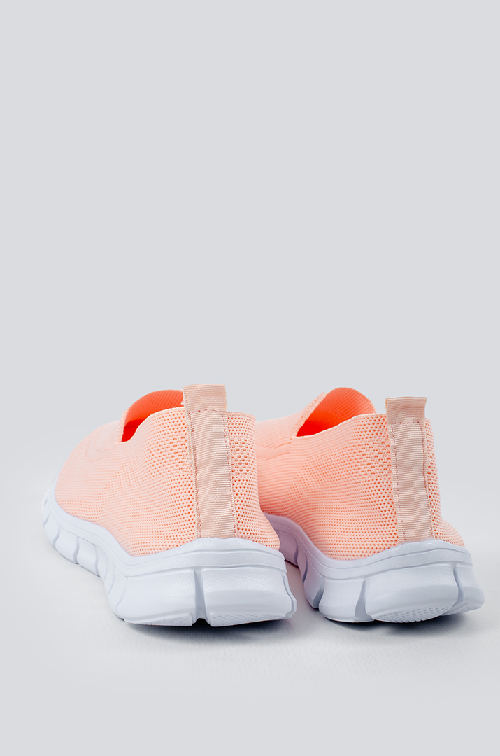 Туфлі в різних кольорах великих розмірів