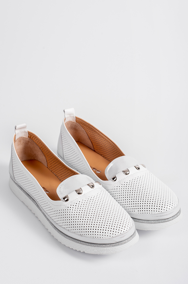 Біло-сріблясті туфлі великих розмірів