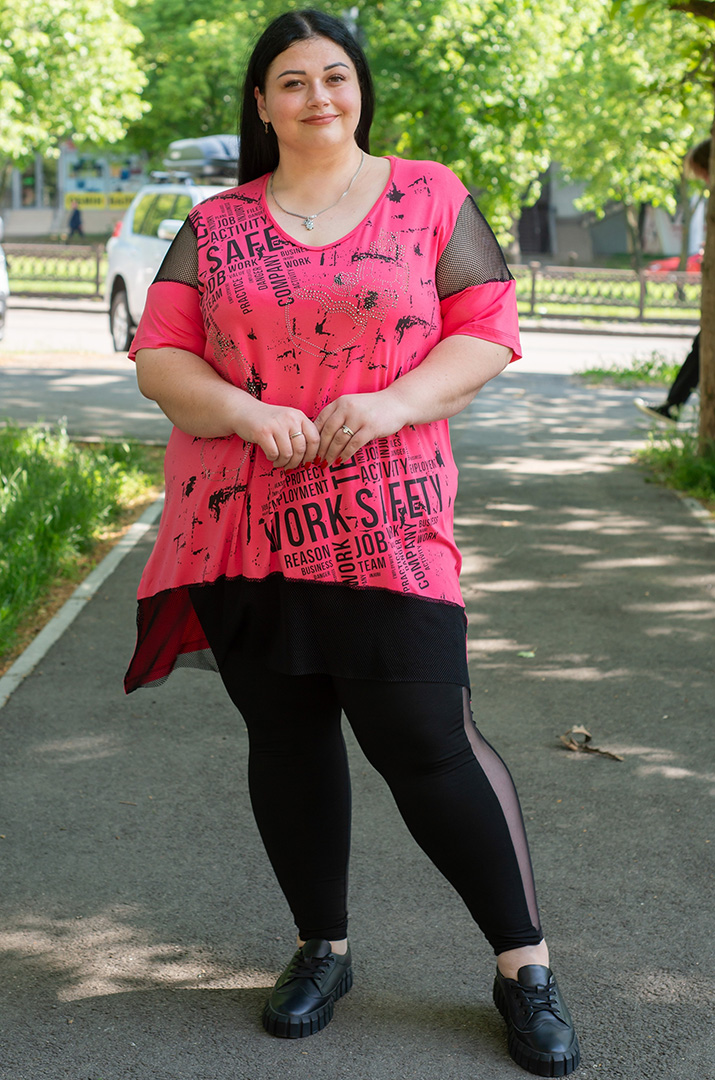 Туніка з сіткою і стразами великих розмірів