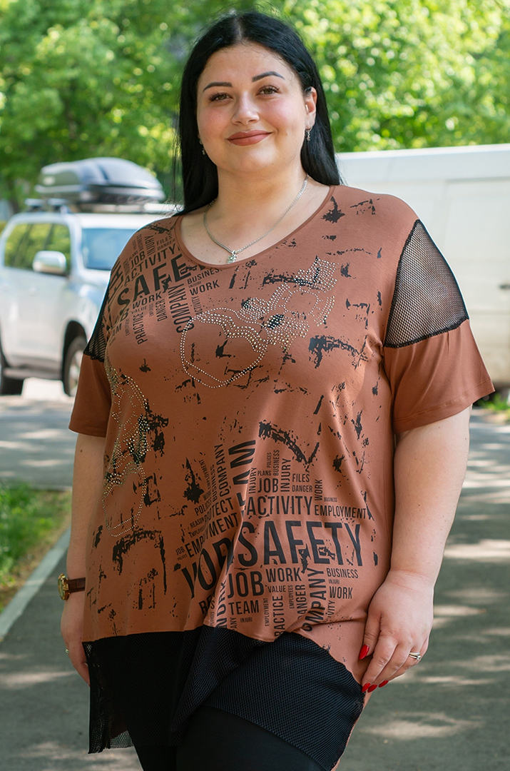 Туніка з сіткою і стразами великих розмірів