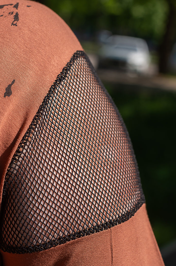 Туніка з сіткою і стразами великих розмірів