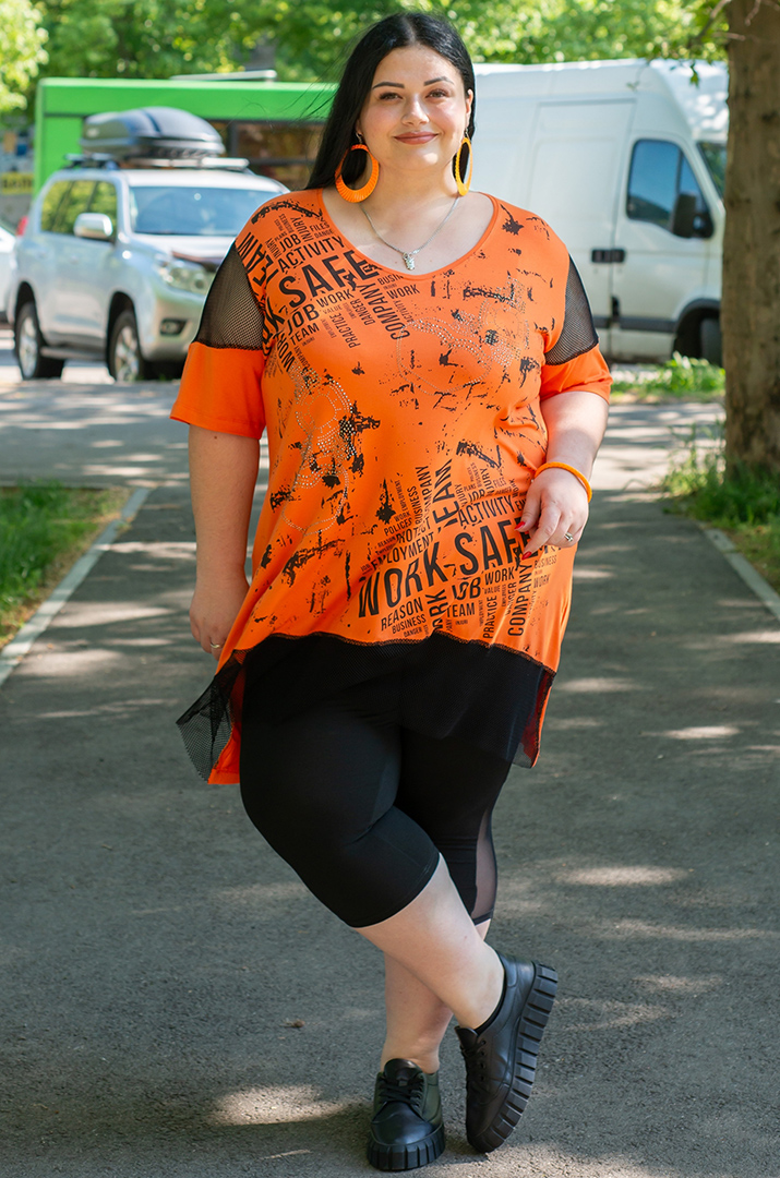 Туніка з сіткою і стразами великих розмірів