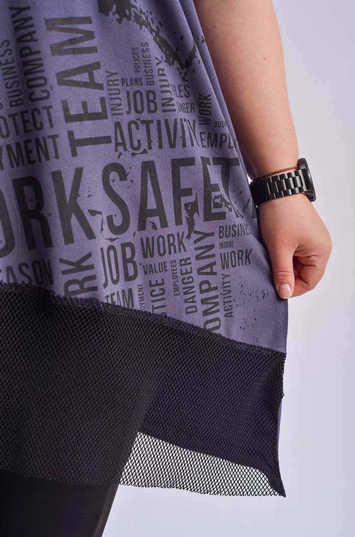 Туніка з сіткою і стразами великих розмірів