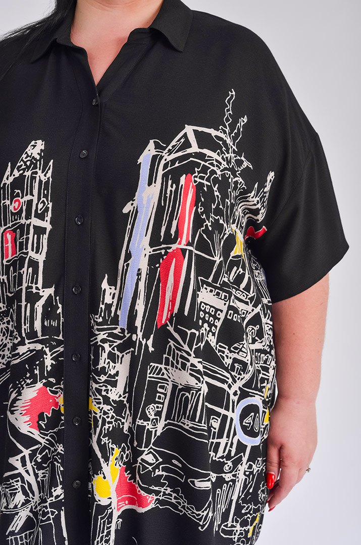 Туника-рубашка с арт-принтом больших размеров