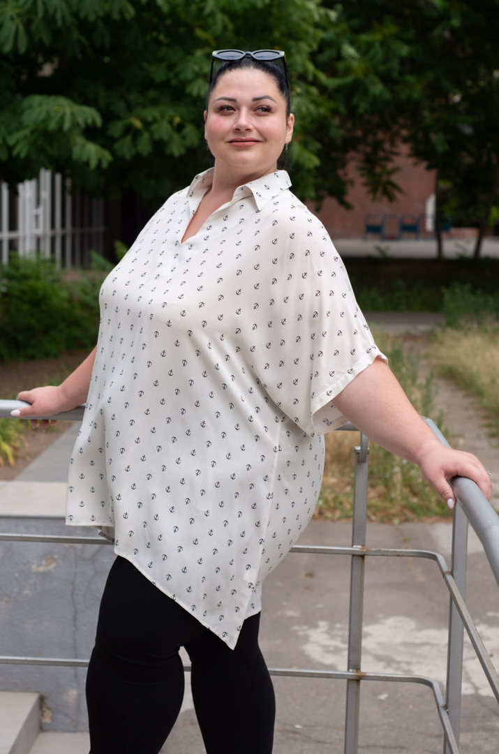 Туника с принтом в виде якорей больших размеров