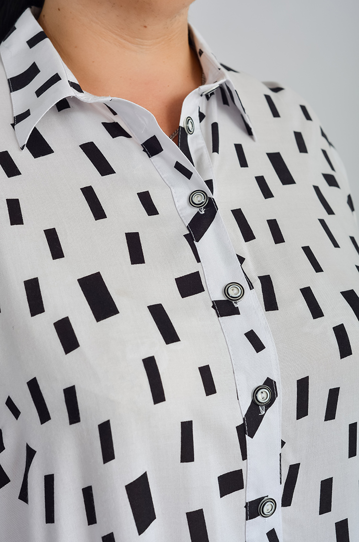 Туніка-сорочка з різними принтами великих розмірів