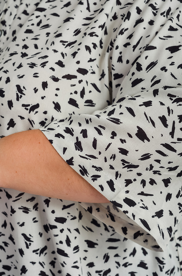 Туніка-сорочка з різними принтами великих розмірів