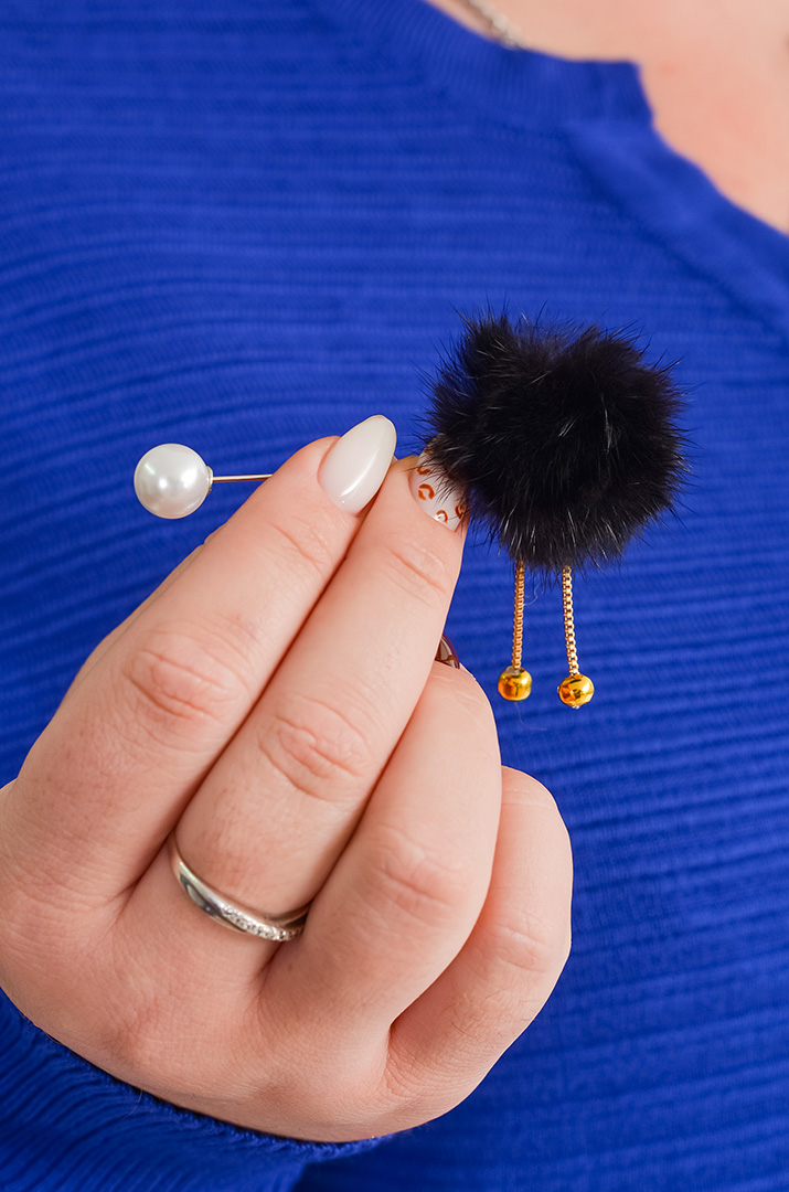 Туніка з рельєфною в’язкою і декоративною прикрасою великих розмірів