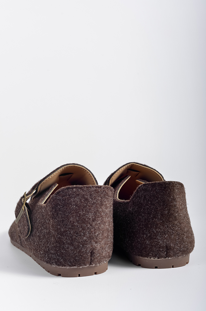 Туфли на низкой танкетке с широким ремешком больших размеров