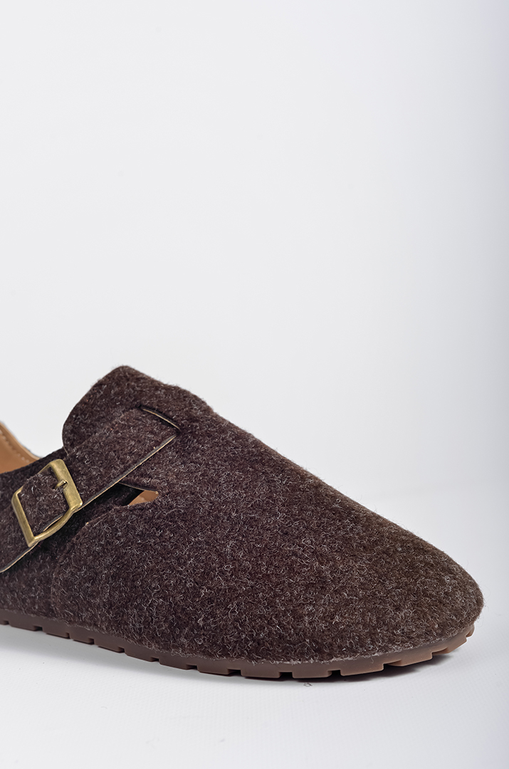 Туфли на низкой танкетке с широким ремешком больших размеров