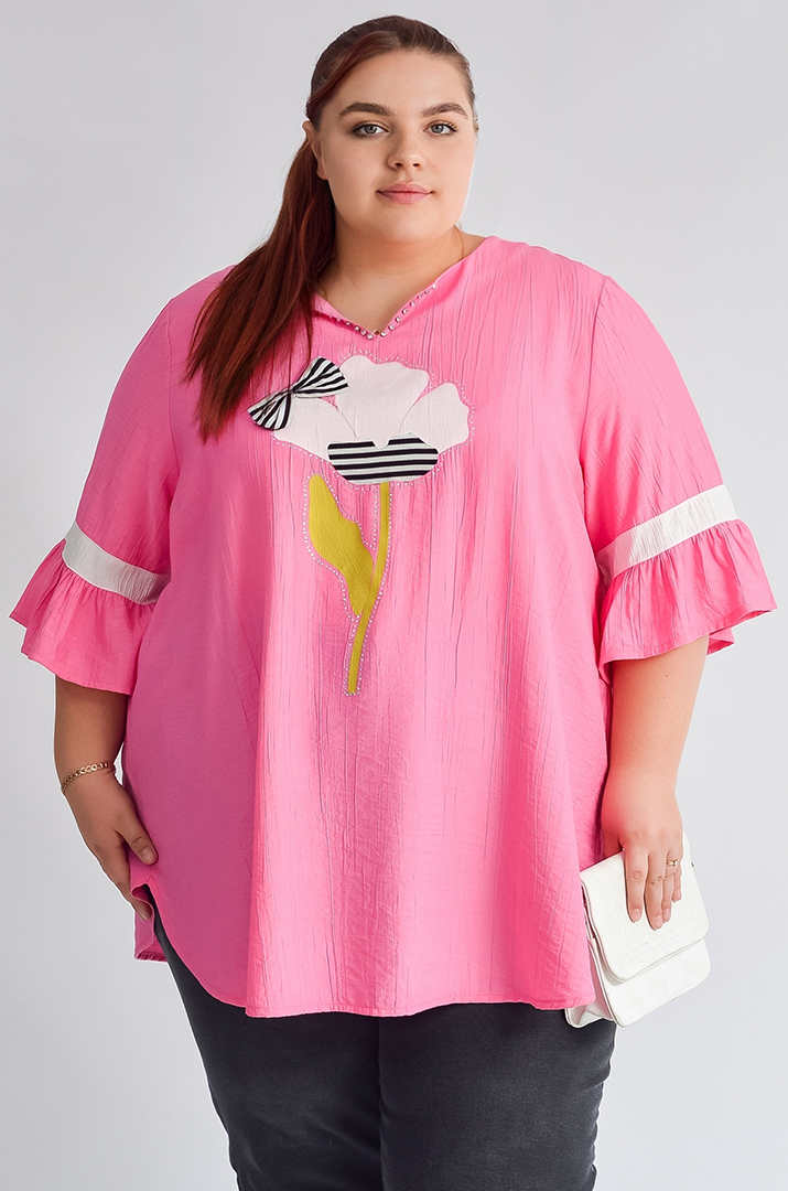 Туніка з декоративною квіткою і контрастними вставками великих розмірів