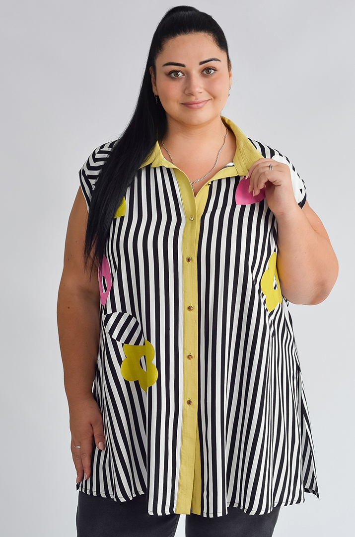 Туніка-сорочка з смугастим принтом та квітковим декором великих розмірів
