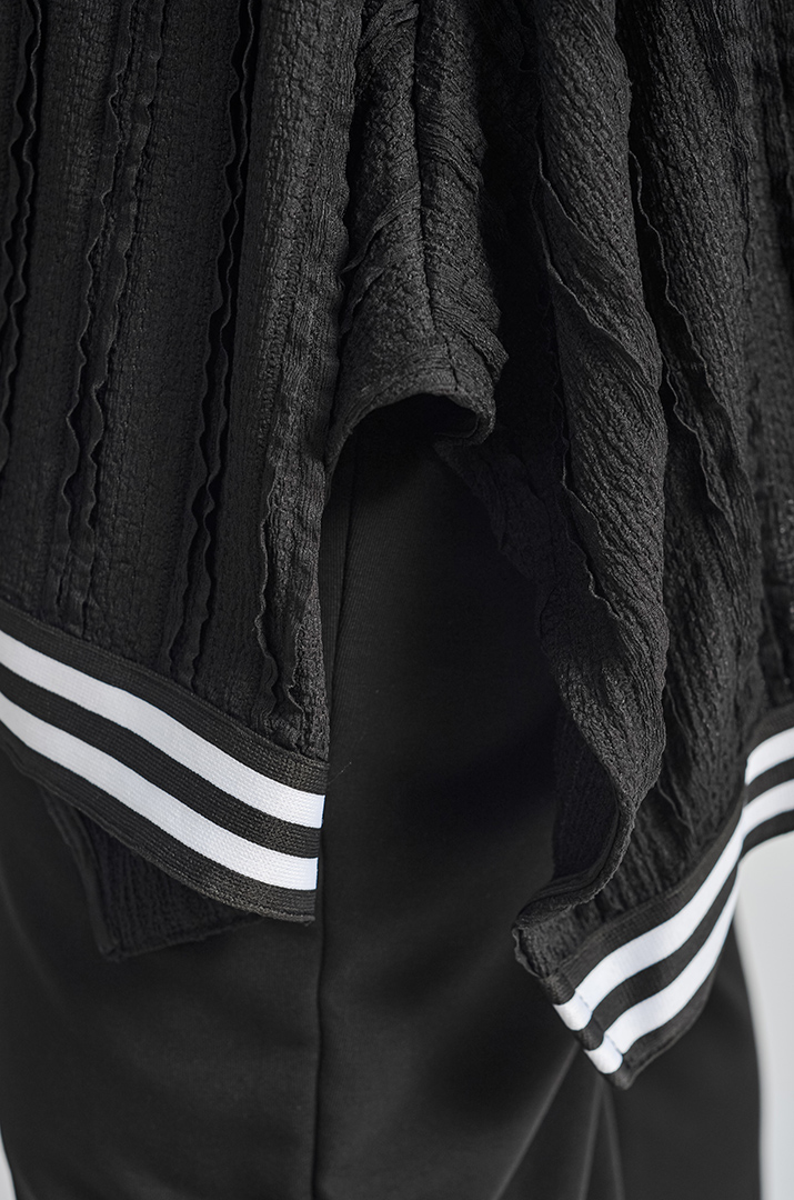 Туніка з фактурної тканини та з принтом великих розмірів