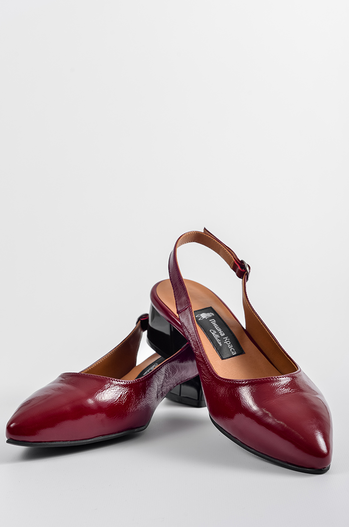Лакові туфлі на підборах в червоному кольорі великих розмірів