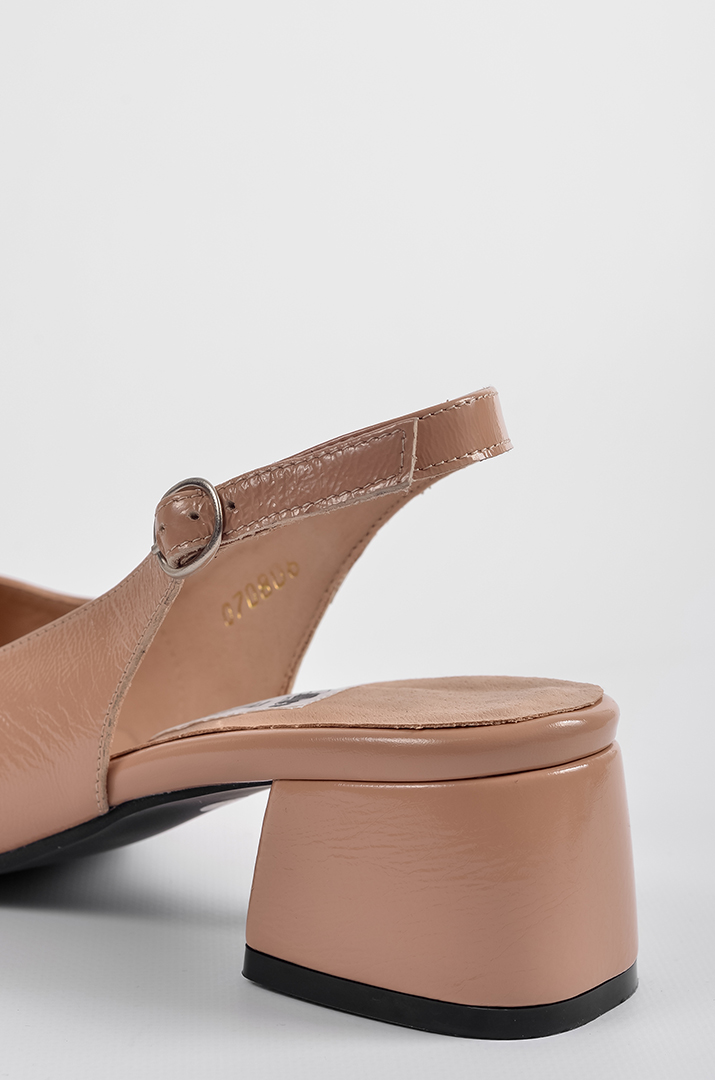 Лакові туфлі на підборах в кольорі пудра великих розмірів