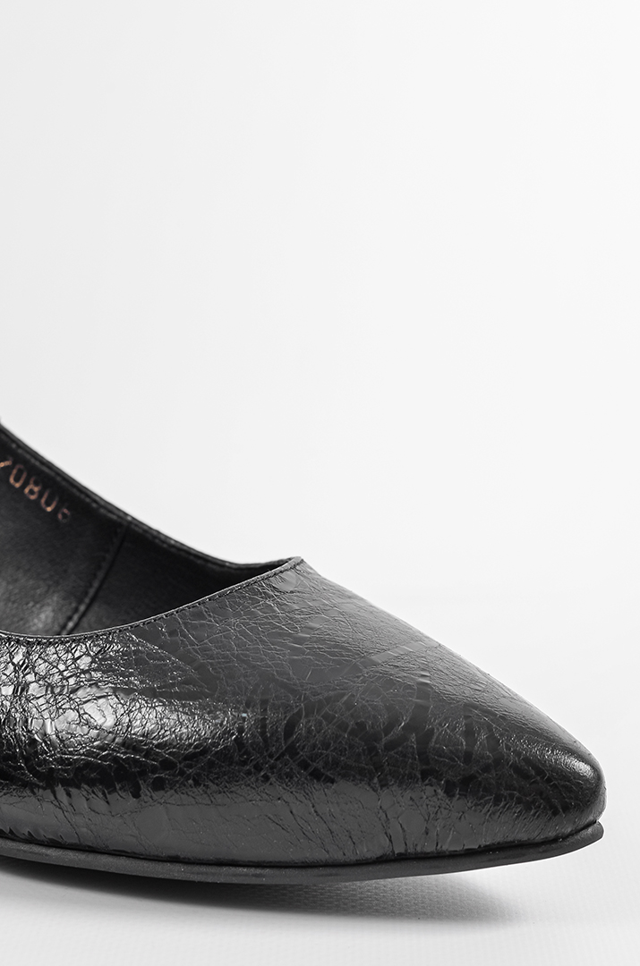 Чорні туфлі на підборах з лакованим візерунком великих розмрів