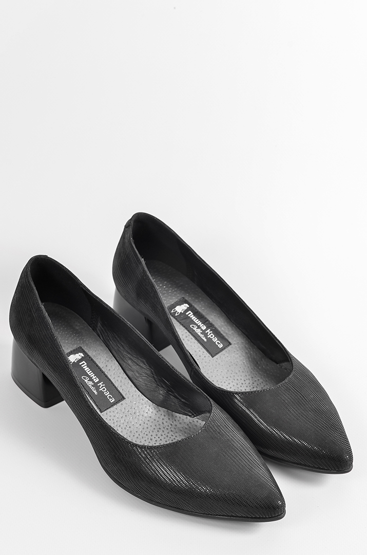 Туфлі-лодочки з фактурним візерунком в чорному кольорі великих розмірів