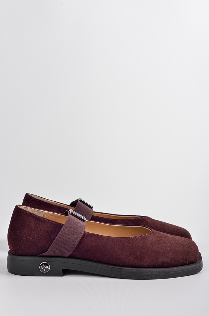 Замшеві туфлі в темно-коричневому кольорі з фіксуючою резинкою великих розмірів