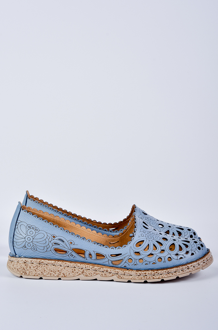 Туфли цвета деним с флористическим орнаментом больших размеров